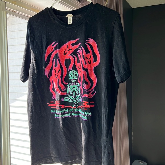 BELLA CANVAS LARGE BLACK GRAPHIC MENS TSHIRT - Picture 1 of 3